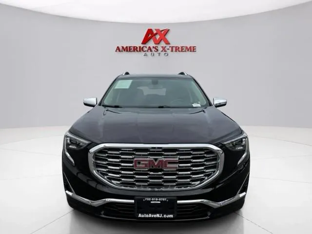GMC Terrain photo 9
