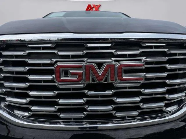 GMC Terrain photo 13