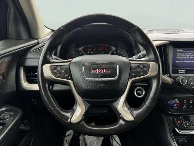 GMC Terrain photo 28