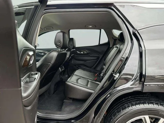 GMC Terrain photo 34