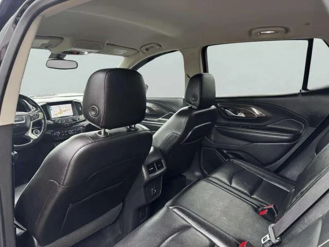 GMC Terrain photo 37