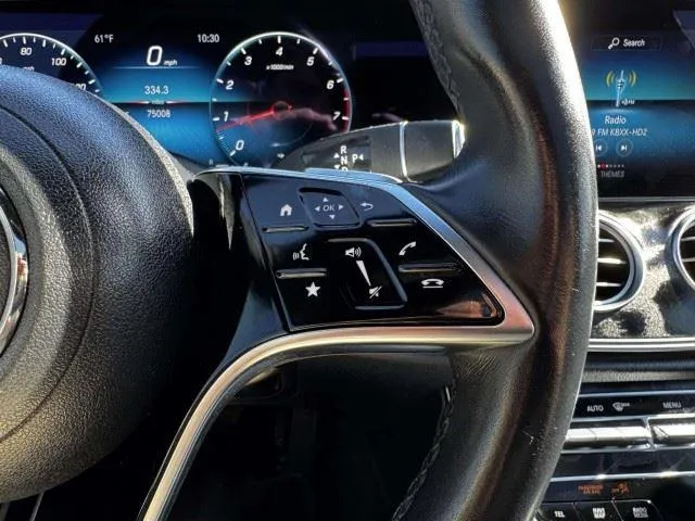 Mercedes-Benz E-Class photo 25