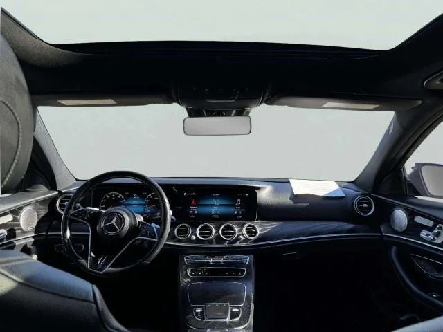 Mercedes-Benz E-Class photo 39