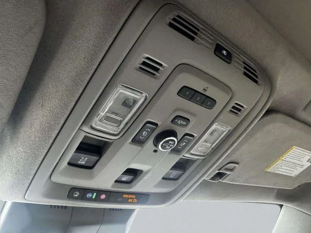 Cadillac Escalade photo 41
