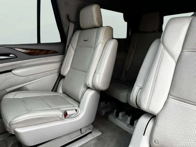 Cadillac Escalade photo 50