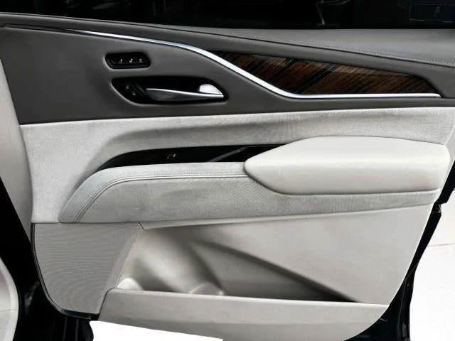 Cadillac Escalade photo 66