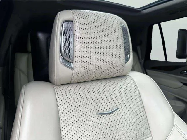 Cadillac Escalade photo 68
