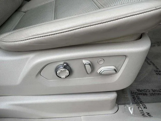 Cadillac Escalade photo 69