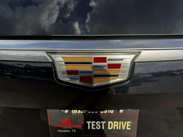 Cadillac Escalade photo 19