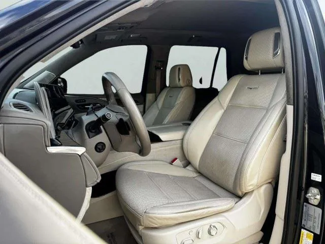 Cadillac Escalade photo 23