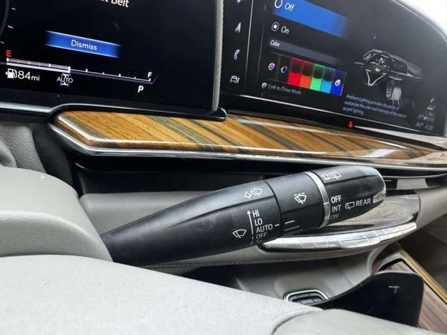 Cadillac Escalade photo 31