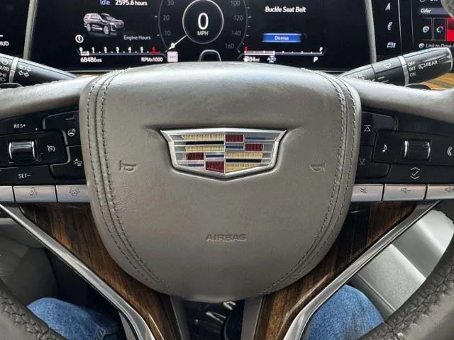 Cadillac Escalade photo 32