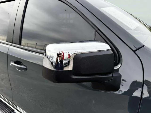Chevrolet Silverado photo 10