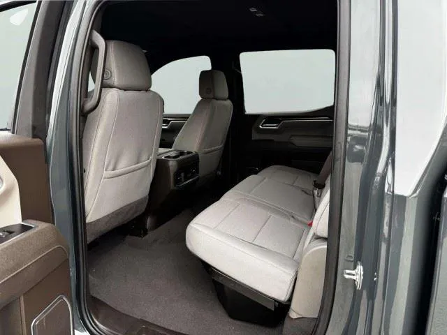 Chevrolet Silverado photo 42