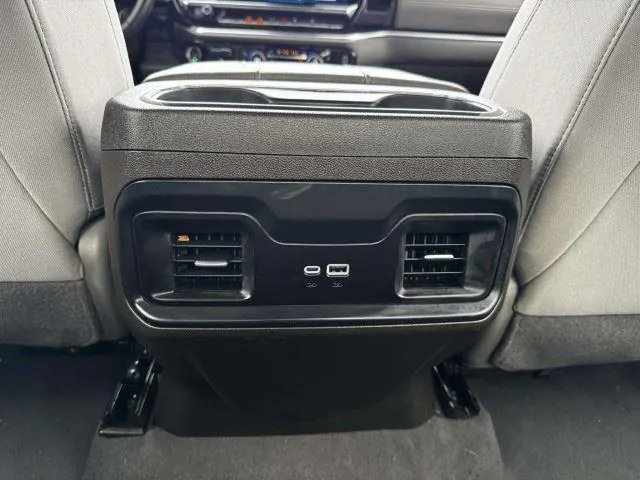Chevrolet Silverado photo 44