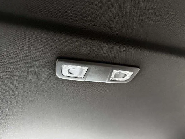Chevrolet Silverado photo 46
