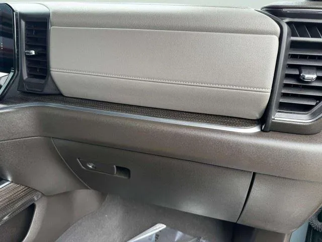 Chevrolet Silverado photo 60