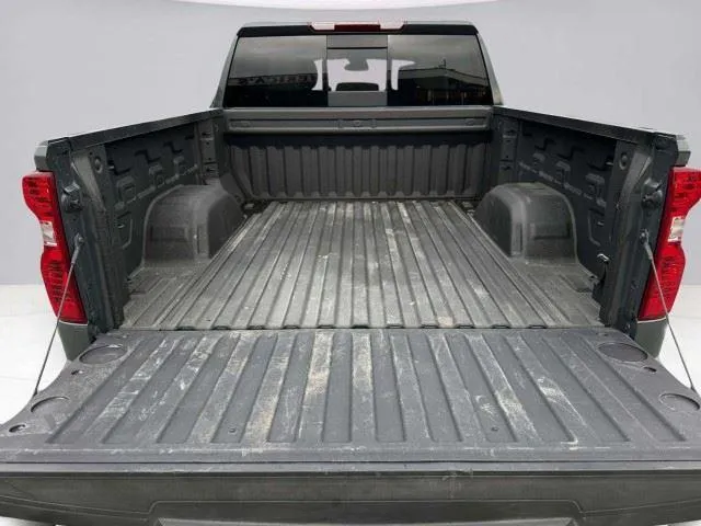 Chevrolet Silverado photo 62