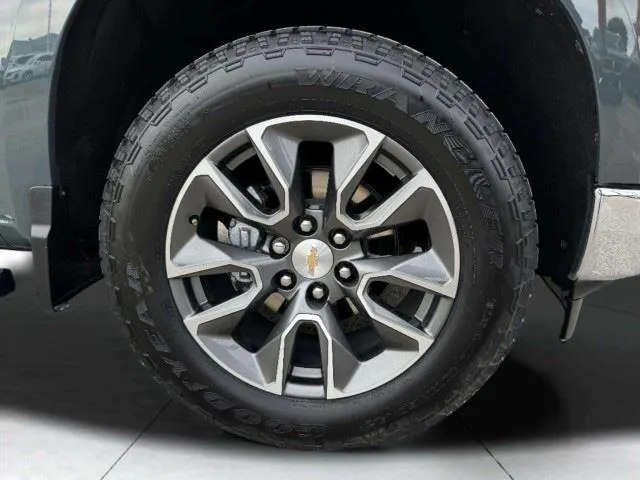 Chevrolet Silverado photo 66