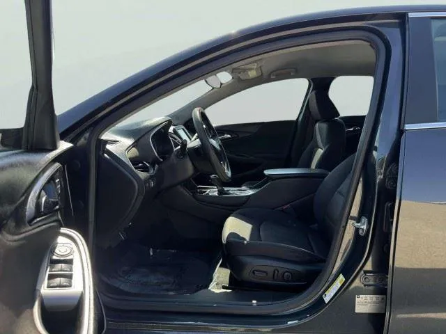 Chevrolet Malibu photo 20
