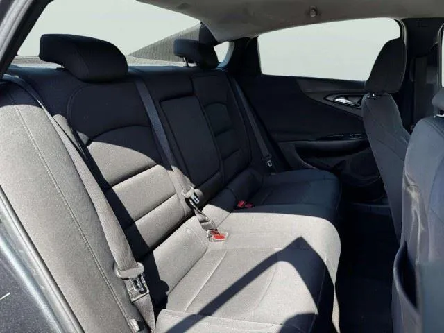 Chevrolet Malibu photo 44