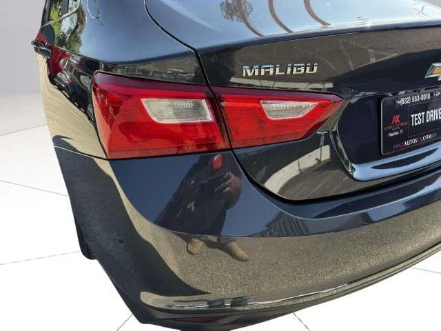 Chevrolet Malibu photo 17