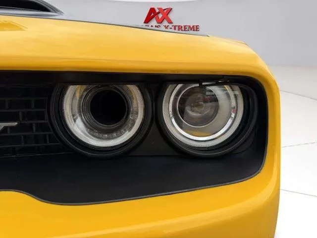 Dodge Challenger photo 14