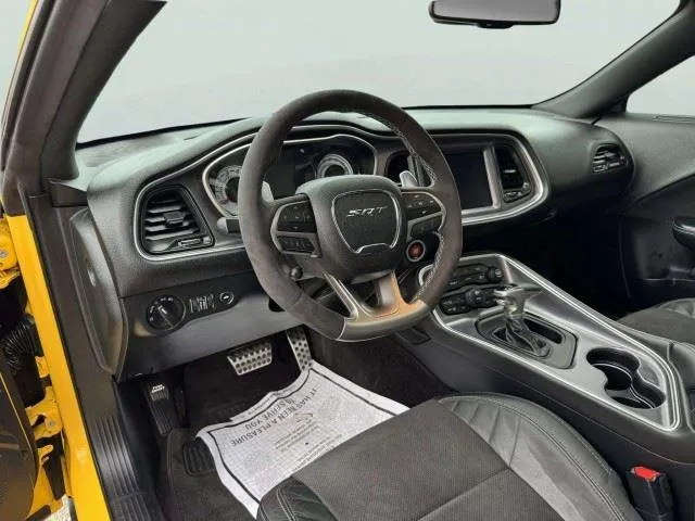 Dodge Challenger photo 23