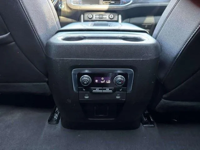 Chevrolet Tahoe photo 42
