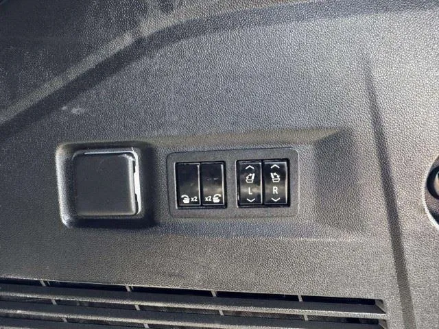Chevrolet Tahoe photo 55