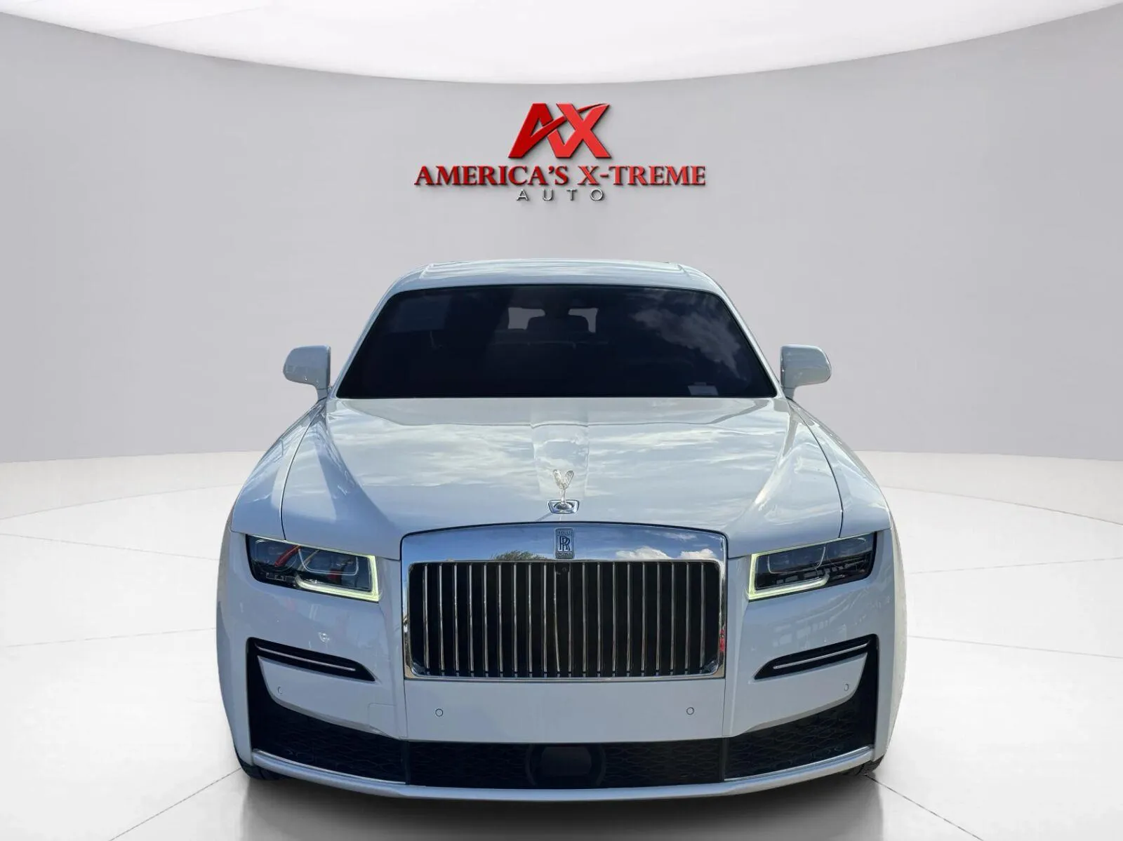 Rolls-Royce Ghost photo 8