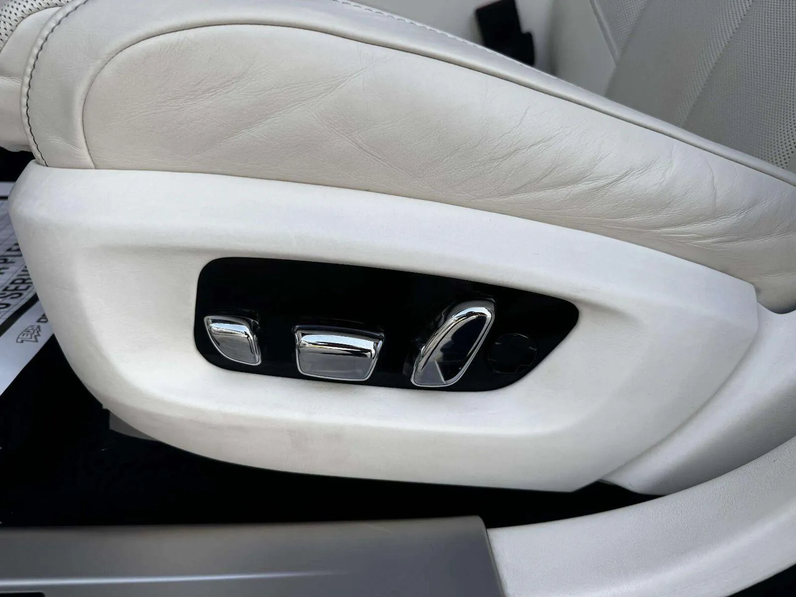 Rolls-Royce Ghost photo 13