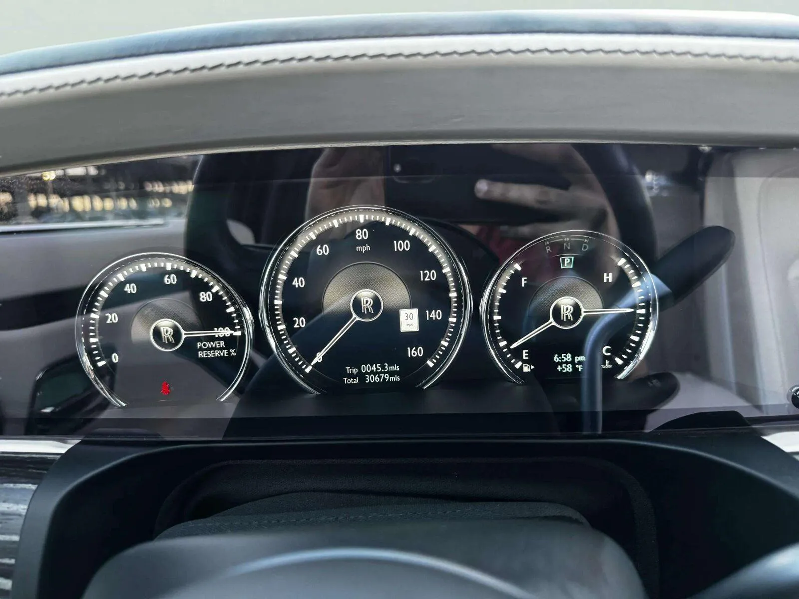 Rolls-Royce Ghost photo 16