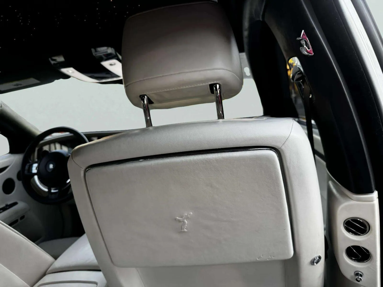 Rolls-Royce Ghost photo 44