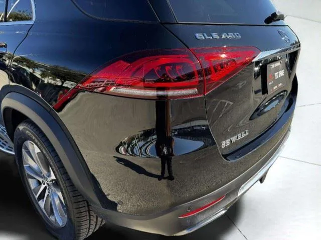Mercedes-Benz GLE photo 15