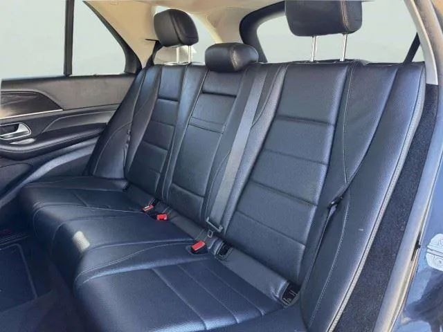 Mercedes-Benz GLE photo 36