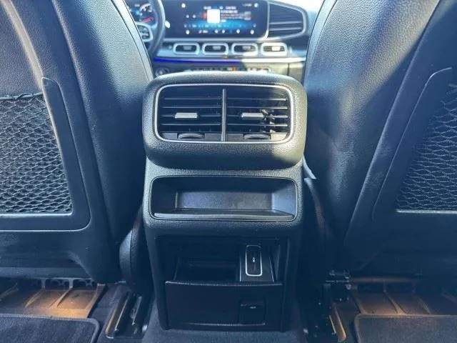 Mercedes-Benz GLE photo 38