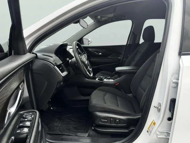 GMC Terrain photo 18