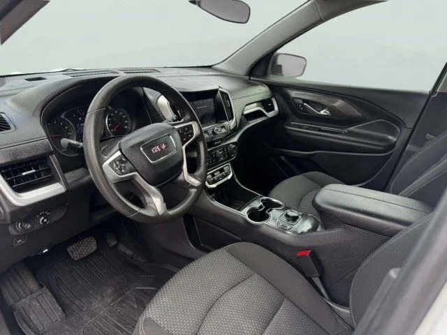 GMC Terrain photo 21