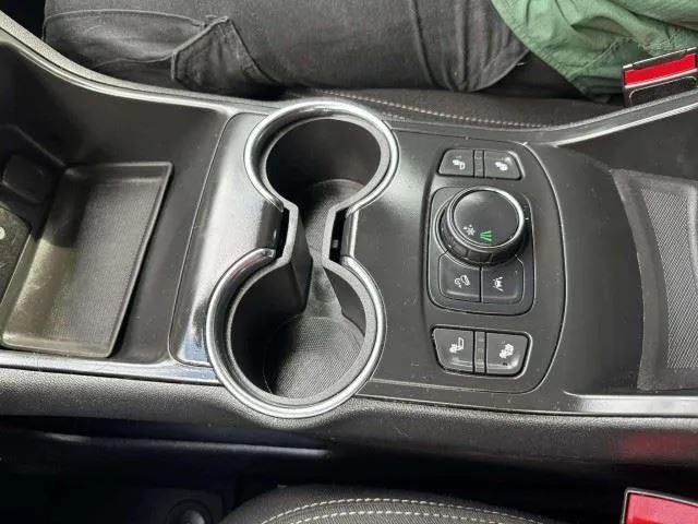 GMC Terrain photo 35