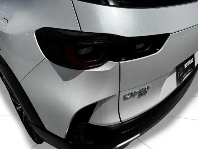 Mazda CX-50 photo 13