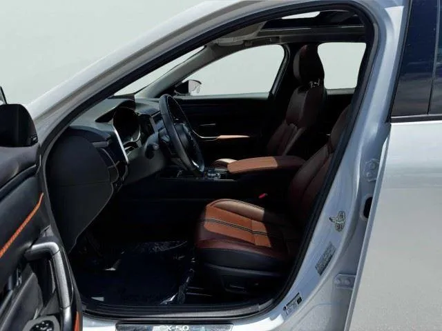 Mazda CX-50 photo 15