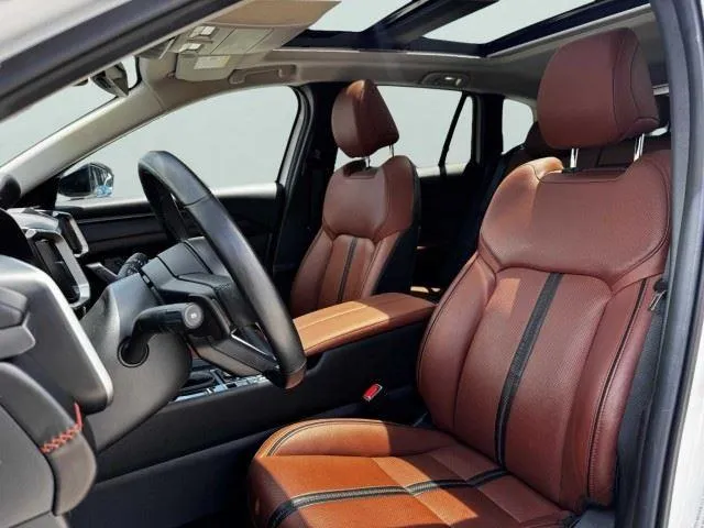 Mazda CX-50 photo 18