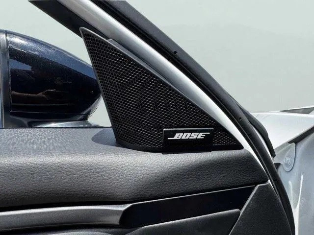 Mazda CX-50 photo 21