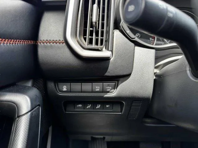 Mazda CX-50 photo 22