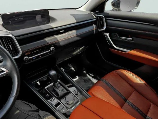 Mazda CX-50 photo 29