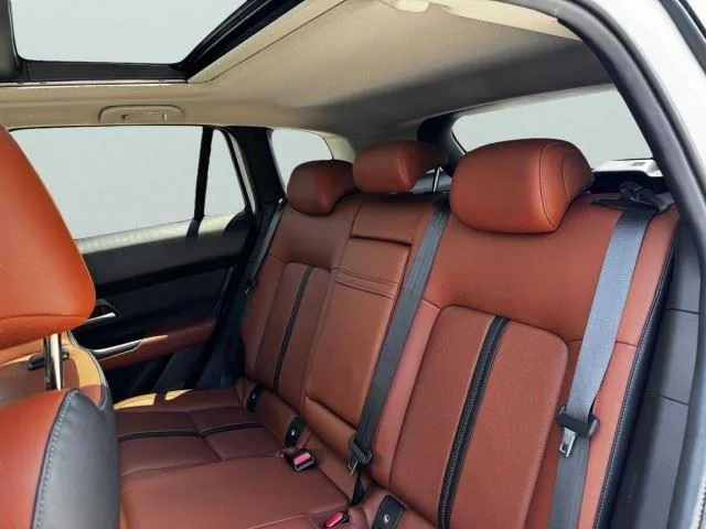 Mazda CX-50 photo 41
