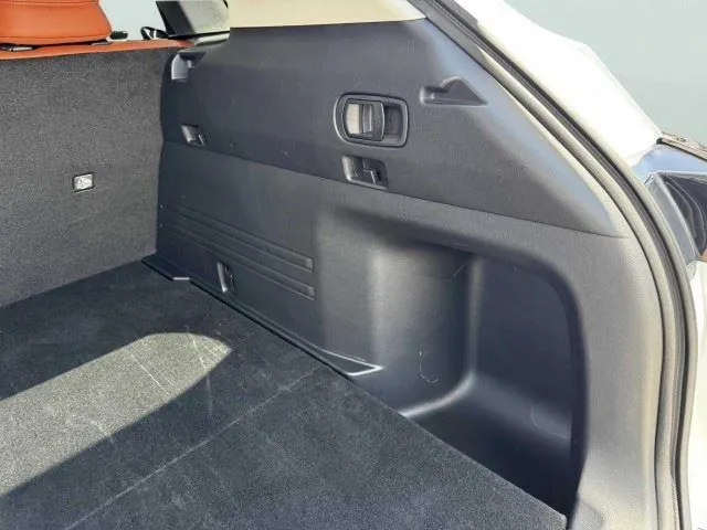 Mazda CX-50 photo 60