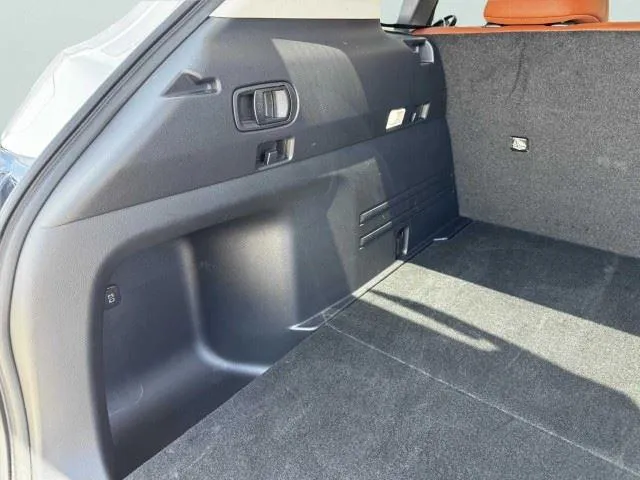 Mazda CX-50 photo 61
