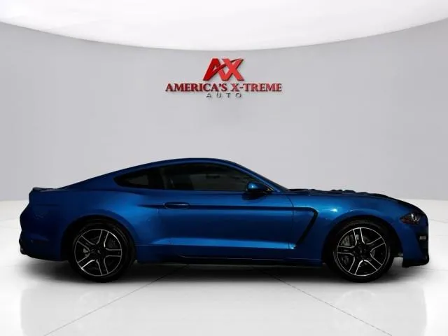 Ford Mustang photo 7